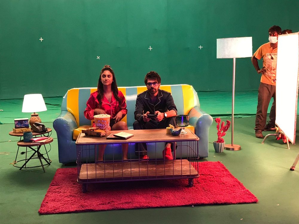 Behind the scenes photo 111