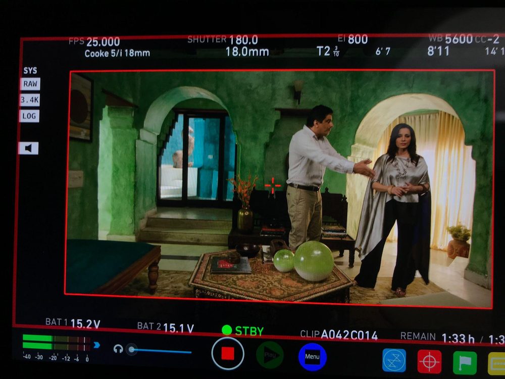 Behind the scenes photo 136